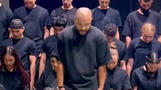 Gesture Dance
