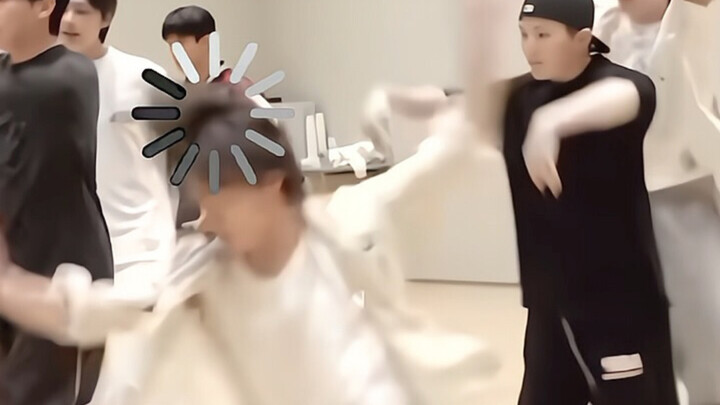 Ketika saya membuka ruang latihan lagu baru orang lain dengan sudut yang hampir kedaluwarsa dari per