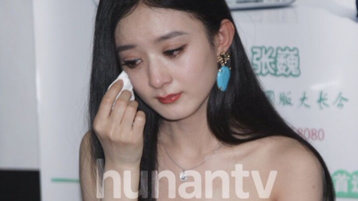 Who can't say she is so beautiful?