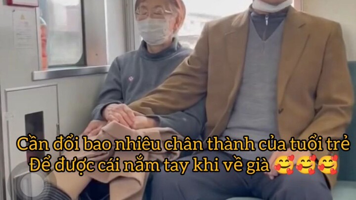 Sự nhẹ nhàng của người chồng lớn tuổi