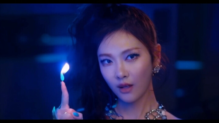Ketika saya mengambil frame‑frame dari MV Supernova lalu merekonstruksinya dengan AI…