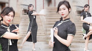 【Yuanyou YOYO】Comb your hair like an adult, wear a cheongsam and sing Wing Chun