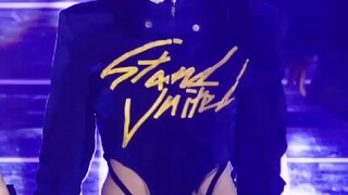 金玟庭这衣服让人浮想联翩