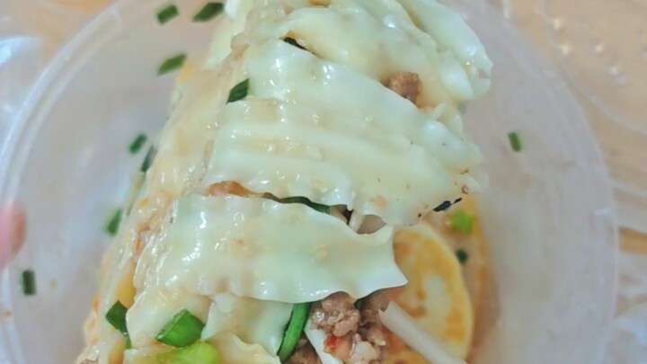 เส้นบะหมี่อาจจะดูธรรมดา แต่การผสมเส้นบะหมี่เข้าด้วยกันนั้นไม่ธรรมดา!