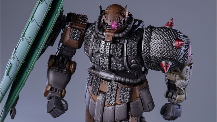 เครื่อง Solari ซีรีส์ Bandai GU Zaku II (ประเภทที่ยังไม่ยืนยัน) ที่ได้รับการตกแต่งใหม่อย่างเรียบง่าย