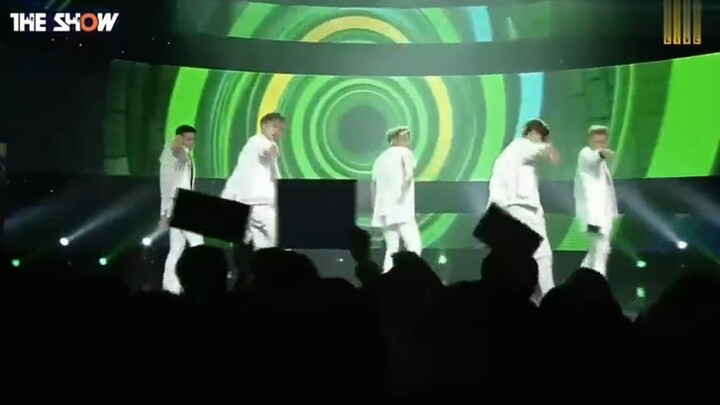 UNIQ-Listen to me 在韩时期唯二的打歌舞台之一