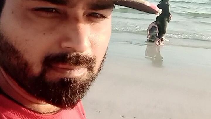 travel to Dubai beach