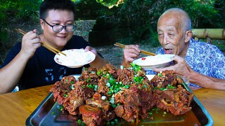 How to Cook Spicy Dragon's Bone with the Bone-in Pork Chops with Chine