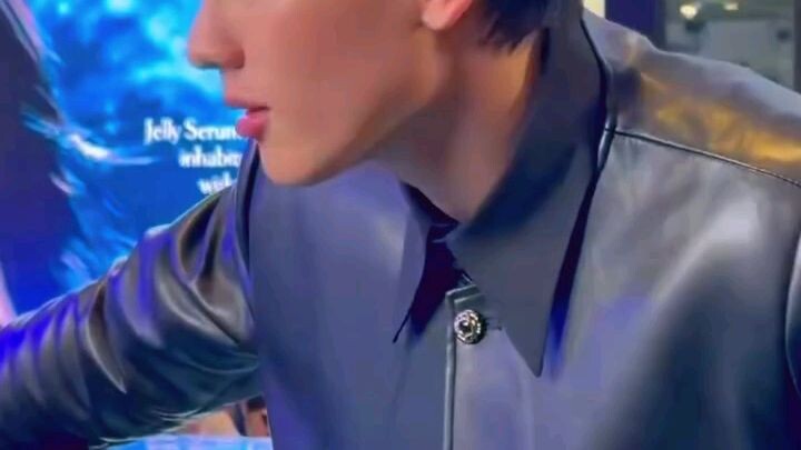 damn so hot my boy🤩😘😘🤩