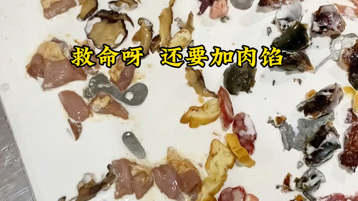 Đỉnh cao cháo sợi Quảng Đông, topping phủ kín không bỏ sót chút khoảng trống nào