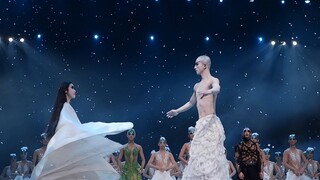 Vở múa "Chim Công" của Dương Lệ Bình Thời gian và Thượng đế, vòng tròn thời gian thật đẹp