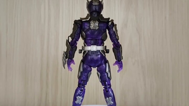 Chẳng phải anh ấy sẽ là người keo kiệt nhất sao? Nhận hai mảnh Kamen Rider Phiên bản Phần thưởng Ich