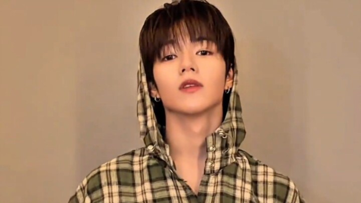 AHOF JL Weverse update ❤️❤️ i need a girl cover ❣️