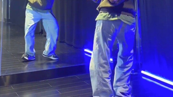 30s a hip-hop routine (thirteen)
