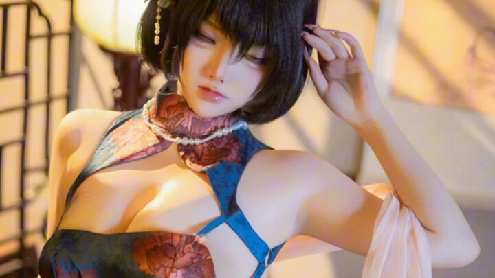 Sao lại có người một năm làm hơn hai trăm bộ cosplay vậy?