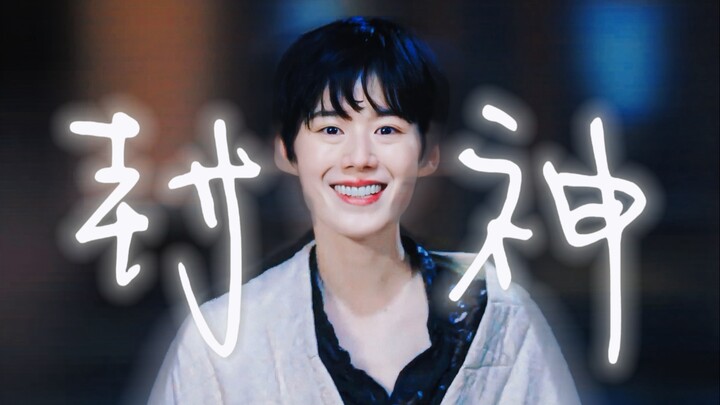 “But… she’s always smiling whenever I watch her!” ⚡️ I’m obsessed AF || As expected, this actress ca