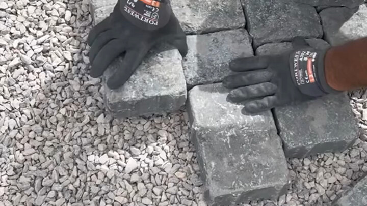 Accelerated Version: Experiencing Garden Path Paving with Tiles