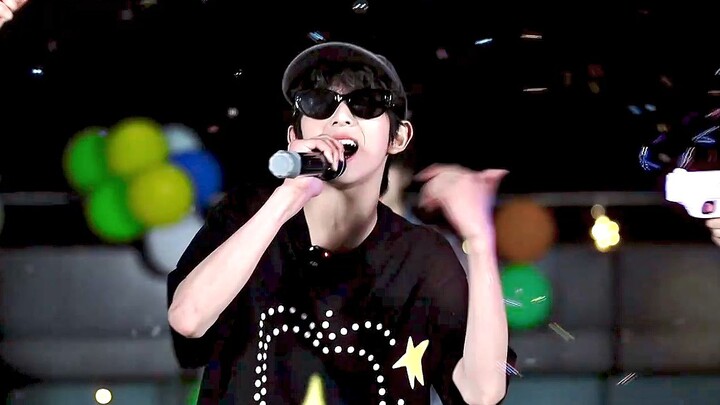 Buổi trình diễn cover ca khúc "Don't Call Me Da Vinci" của Trần Tuấn Minh.