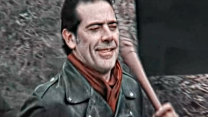 Negan: Rasakan pesona terkutuk ini!