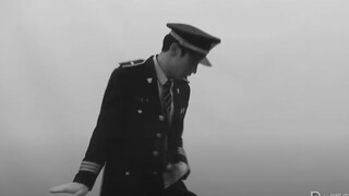Có lẽ bạn đã từng thấy Lee Je-hoon mặc đồng phục cảnh sát nhảy múa chưa? |130513 Đoàn tuyên truyền S