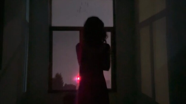 这次……让我做你无人区的玫瑰。