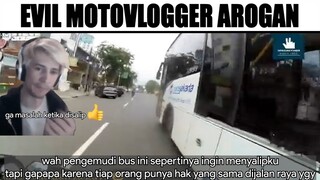 Evil Motovlogger Ketika Disalip...