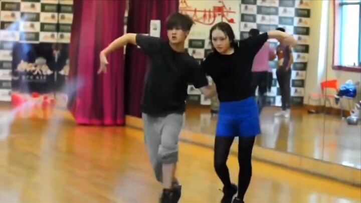 【تان جيان تسي/الآثار】 لاتيني ذو قوة انفجارية كبيرة، أتمنى حقًا أن أرى دودو في ذروة أدائه الراقص