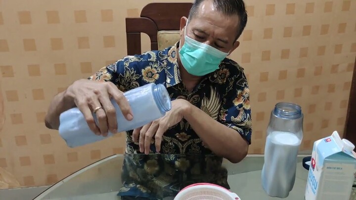 Menyaring Kefir Grain