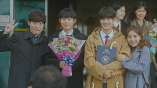 Persaudaraan antara Big Bear dan Little Bear juga sangat menggemaskan! Mereka berdua adalah orang ya