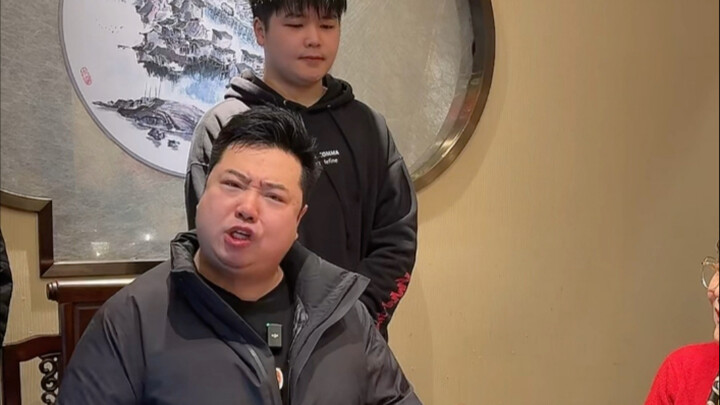 Một bữa tối đầy tính nghi thức