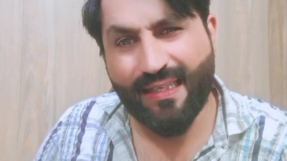 tum log b ladies KO izat data ho