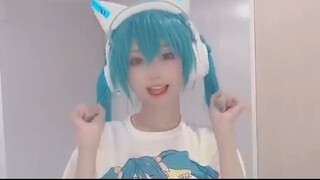 MIKU USING MIKU SHIRTS