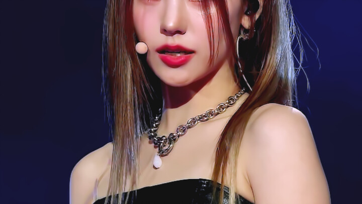 "After watching Yeji dance for so long, my standards have become higher."