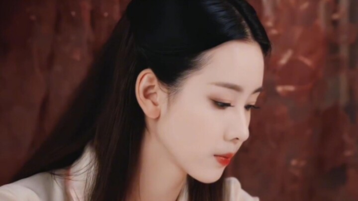 This… doesn’t even begin to capture half her beauty. As expected, his dramas completely obliterate t