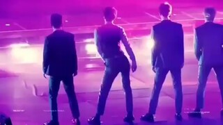 [EXO] من فضلك اتبع خطى جين كاي واستثمر عاطفياً، شكرًا لك.