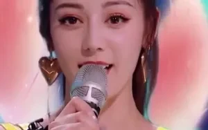 เป็นผญที่ครบเครื่องมาก สวย น่ารัก เซ็กซี่ เท่ๆ คือได้ทุกทางจี😳😳