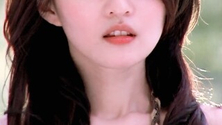 Gila! Ini Mary Sue yang asli! Barbie sungguhan!