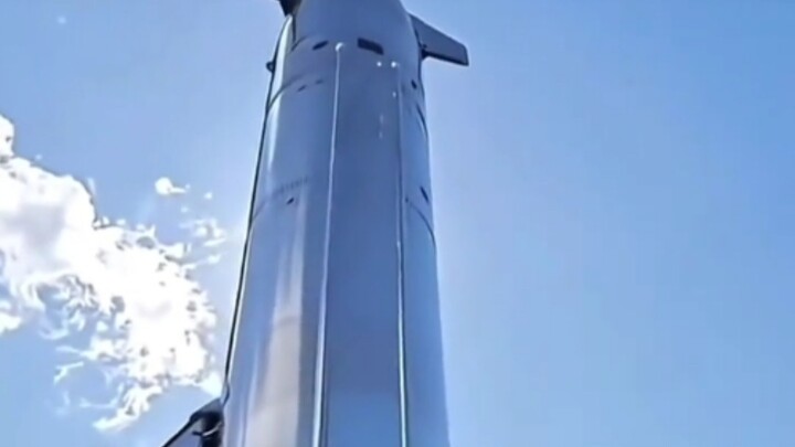 Baja tahan karat juga bisa menembus lapisan atmosfer…