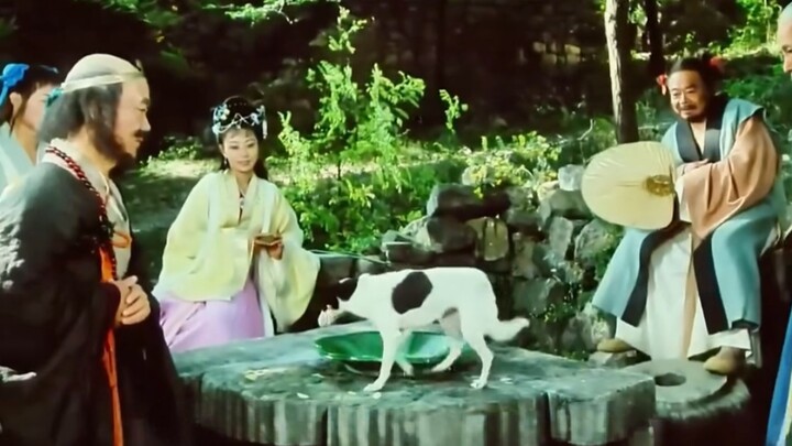The Eight Immortals were drinking but there was no main course. Unexpectedly, a dog jumped onto the 