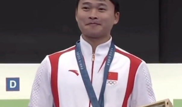 Olympic champion’s mother was cyberbullied?