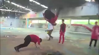 จุดสำคัญคือหรงหรงที่ตีลังกา