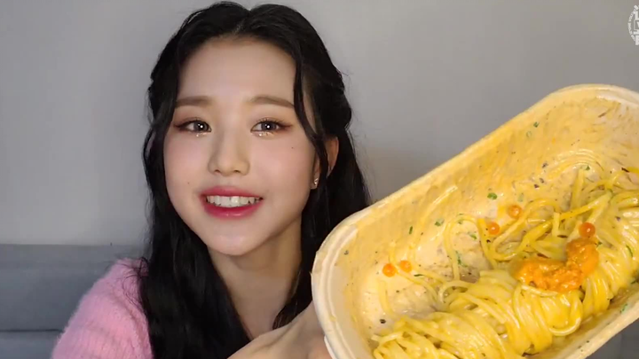 【↓Nhóm Vietsub Âm Lượng】200813 Livestream cá nhân của Jang Won-young - Phòng tư vấn tâm lý lúc đêm k