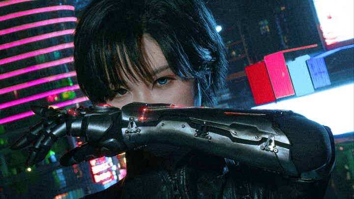 "After Entering the Cyberpunk Game, I Defeated the Boss and Successfully Rose to Power" - Expropriat