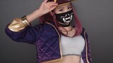 [Crow] LOL K/DA pop star Akali cos is probably the latest to jump in the whole station