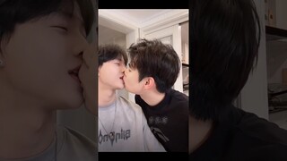 bl couple kiss sweet 💗 #foryou #bl #boylove #shorts #fyp #gay #xuhuong #douyin #couple#xyzbca #kiss