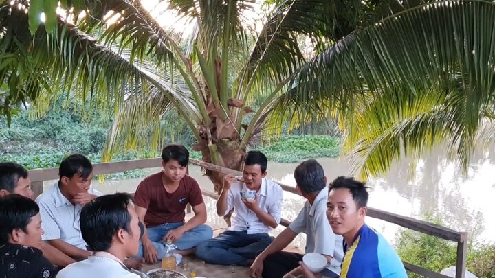 Ăn Mừng Chòi Mới Và Dàn Âm Thanh Mới Cùng Với Bác Cháu Minh Nha.Góc Làng Quê