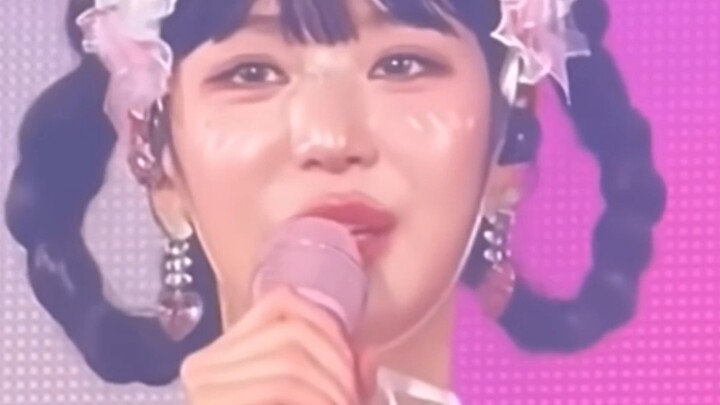 ไอดอลหญิงเคป็อปกับการเปลี่ยนฉากที่ไม่ใช่ระดับเทพ (หัวใจอ่อนแออย่าเข้ามา)