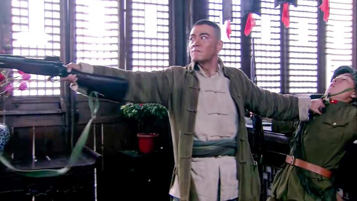 Thằng nhà quê lần đầu lên phố bị đám lính ức hiếp lập tức bộc phát võ công kinh hồn...