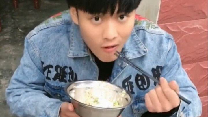 It Turns Out Xiao Yang’s Dad Is Actually a Doctor!