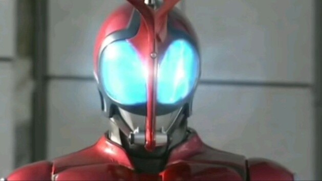 [Perbandingan dubbing] Ledakan armor pertama Kamen Rider Kabuto King